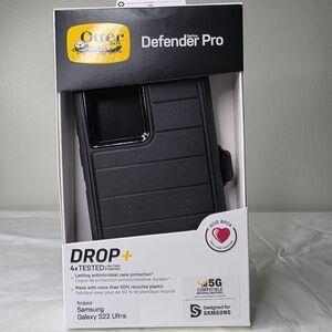 Samsung Galaxy S22 Ultra Otter Box Defender Pro. New In Box.